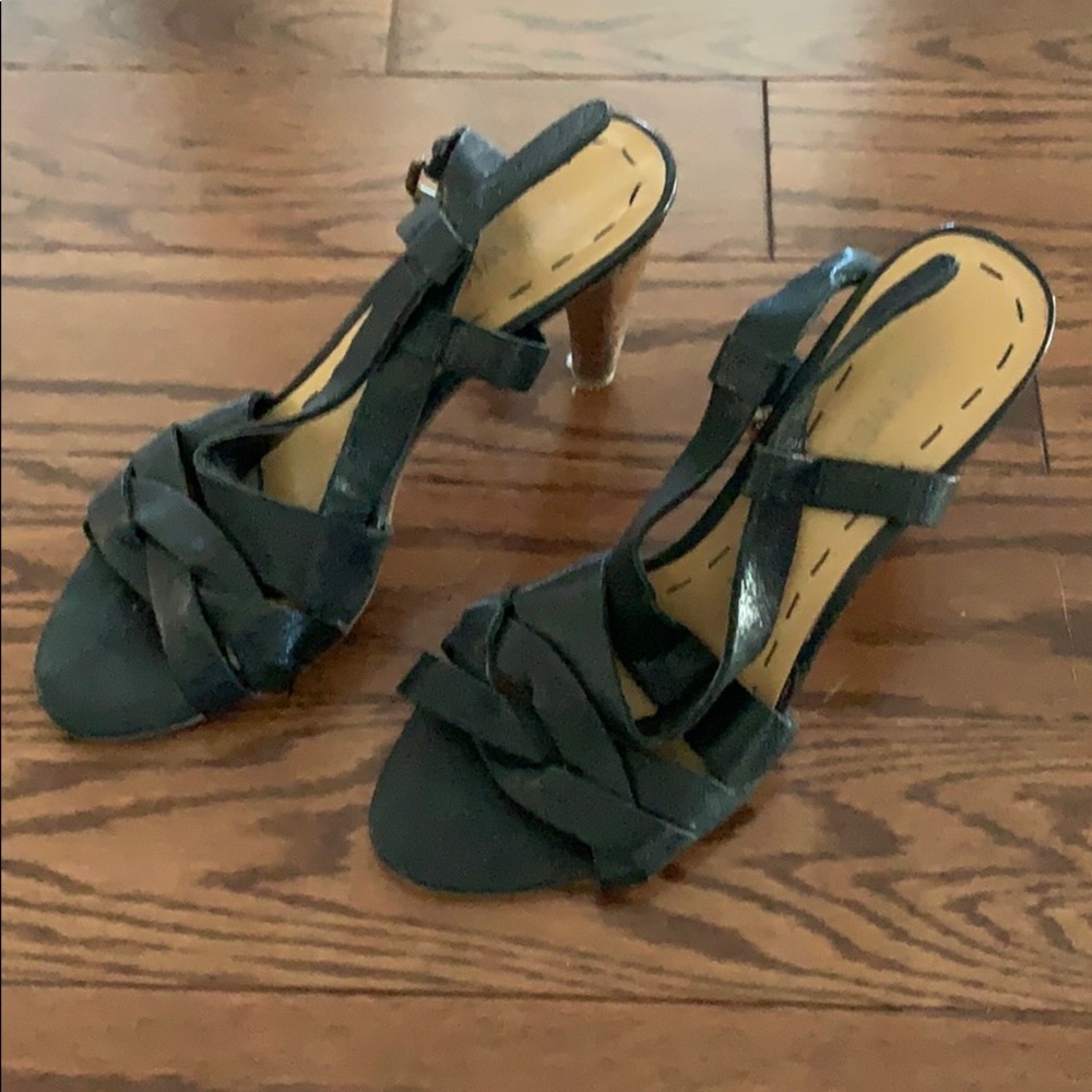 Nine West black heels